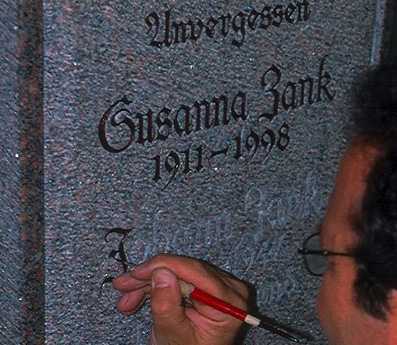 Inschrift - Individuelle Schriftgestaltung - Steinmetz Hupf in München Sendling
